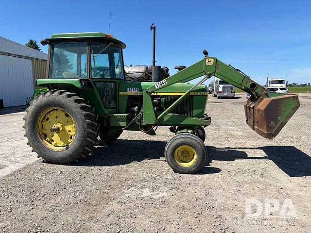 Image of John Deere 4230 equipment image 1