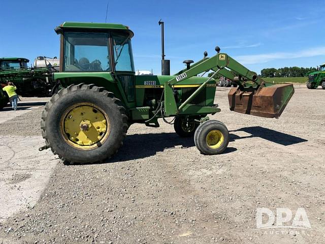 Image of John Deere 4230 equipment image 2