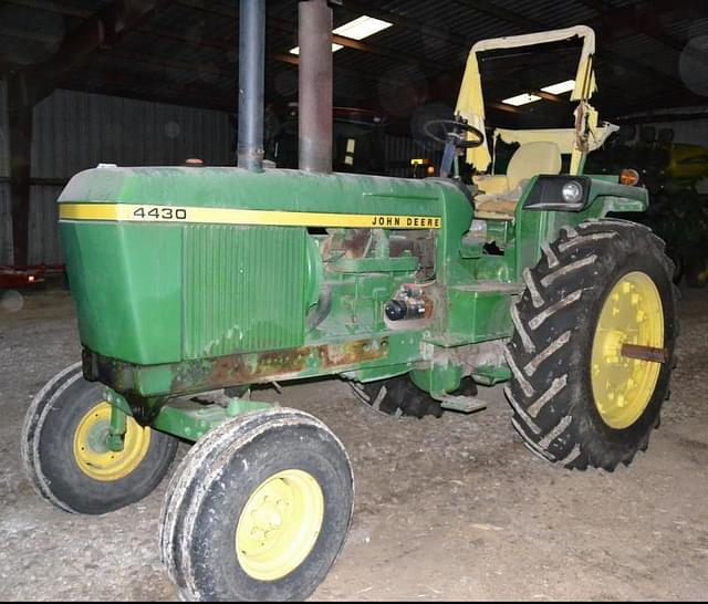 Image of John Deere 4430 equipment image 2