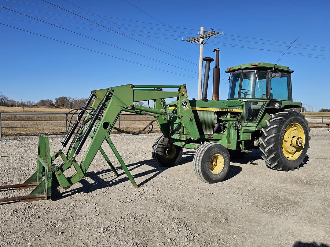 Image of John Deere 4430 Primary image