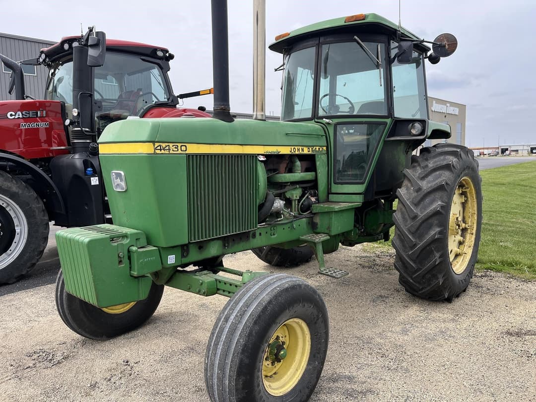 Image of John Deere 4430 Primary image