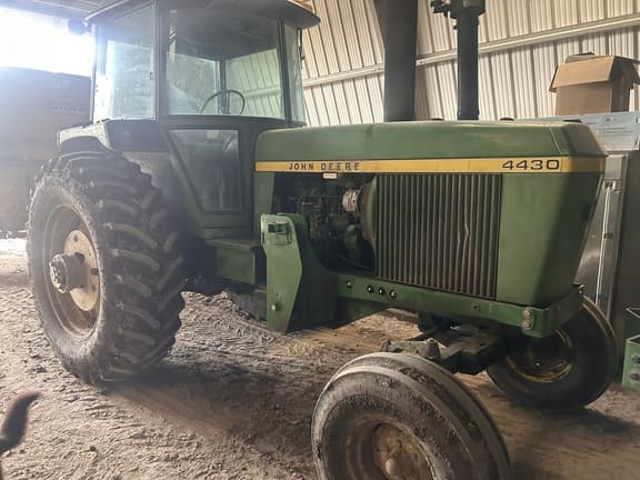 Image of John Deere 4430 equipment image 1