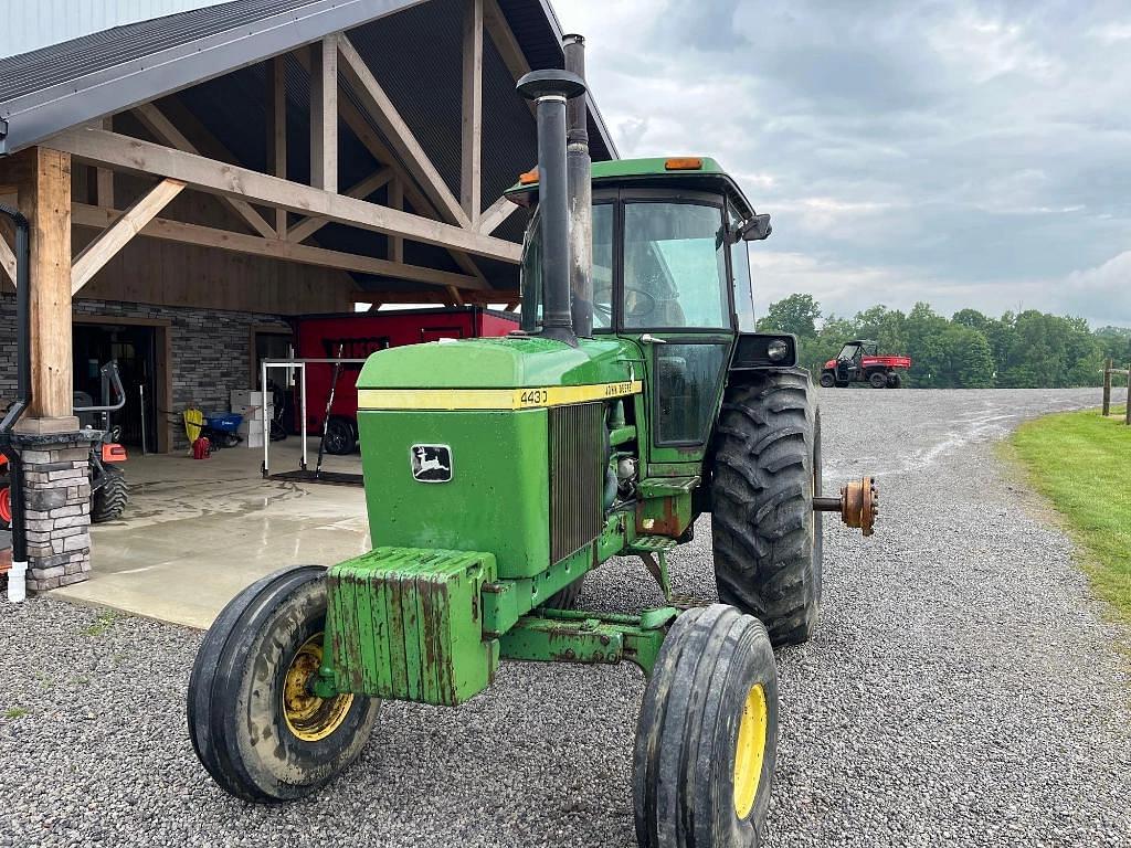 Image of John Deere 4430 Primary image