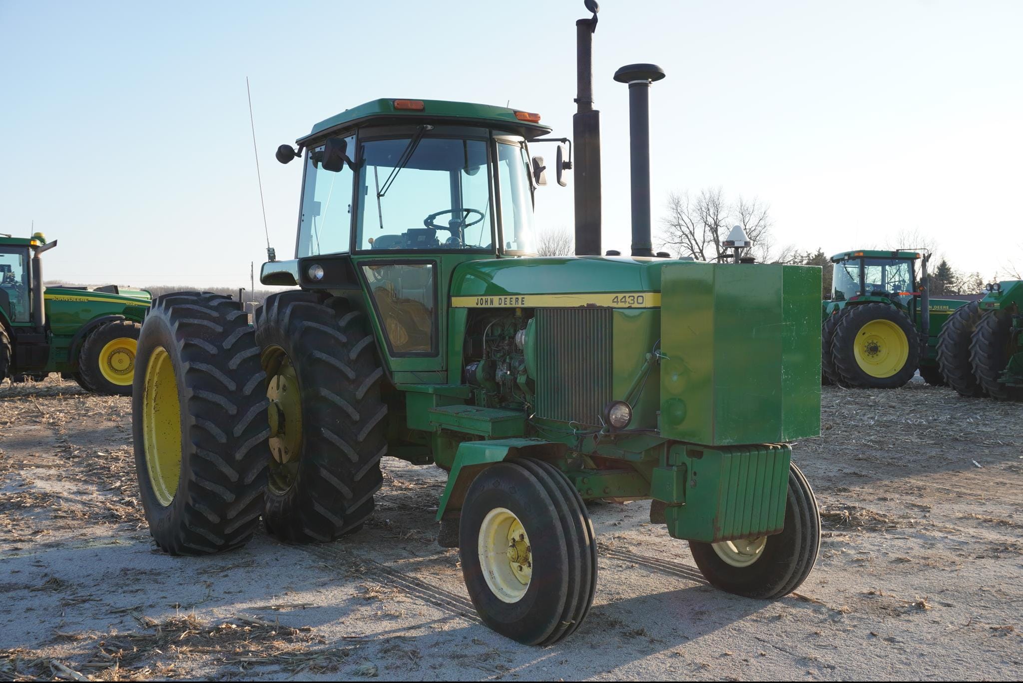 1976 John Deere 4430 Equipment Image0