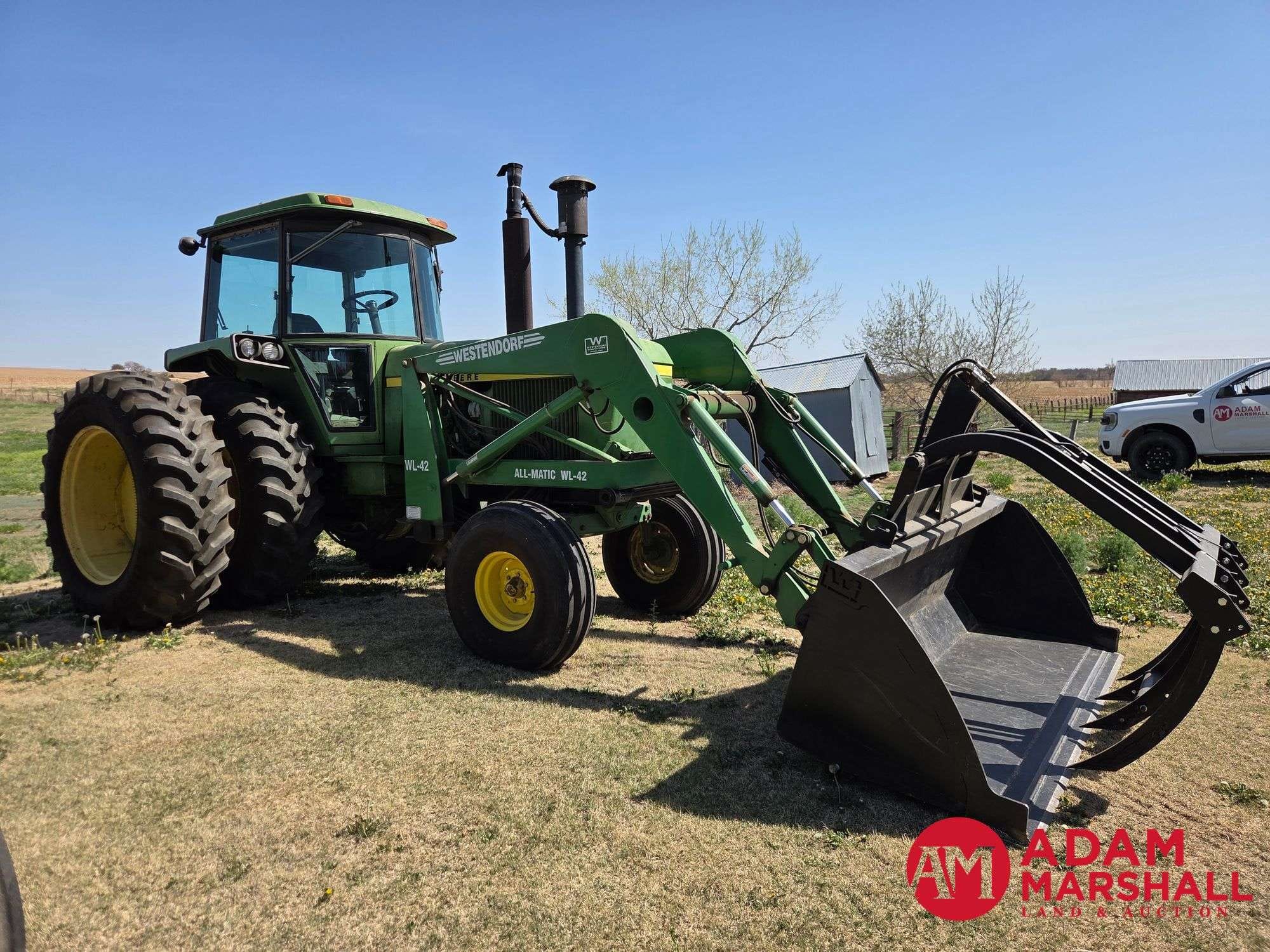 1976 John Deere 4430 Equipment Image0
