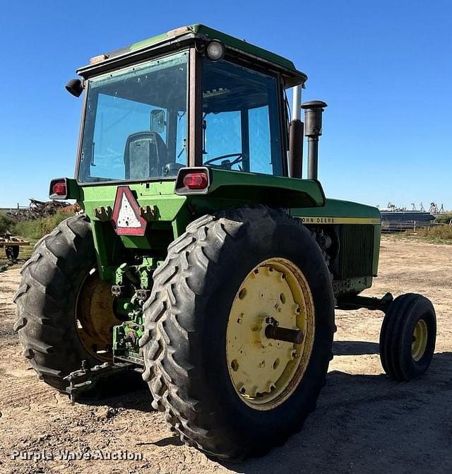 Image of John Deere 4430 equipment image 4