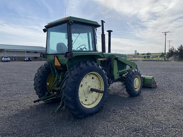 Image of John Deere 4430 equipment image 2