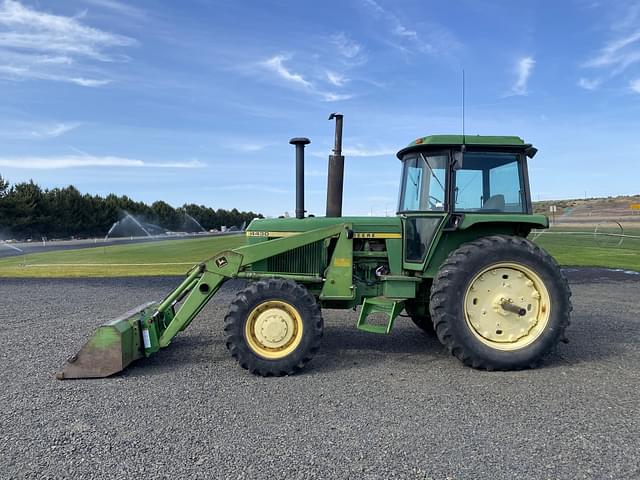 Image of John Deere 4430 equipment image 1