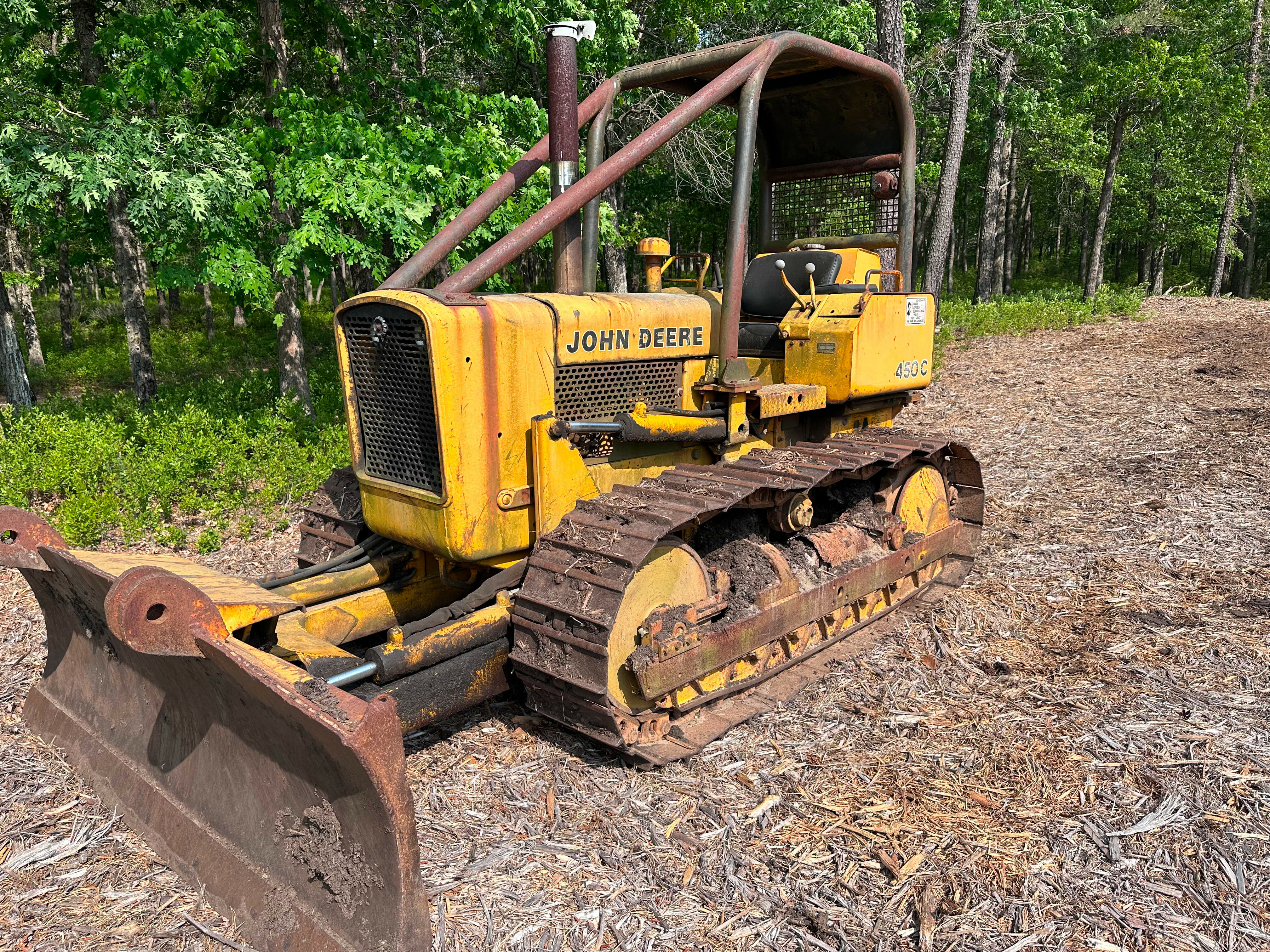 1976 John Deere 450C Equipment Image0