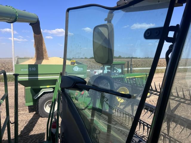 Image of John Deere 4630 equipment image 2