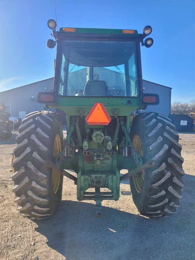 Image of John Deere 4630 equipment image 3