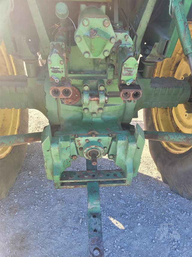 Image of John Deere 4630 equipment image 4