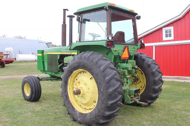 Image of John Deere 4630 equipment image 2