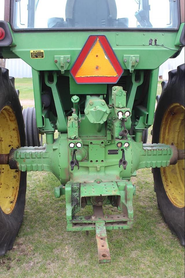 Image of John Deere 4630 equipment image 3