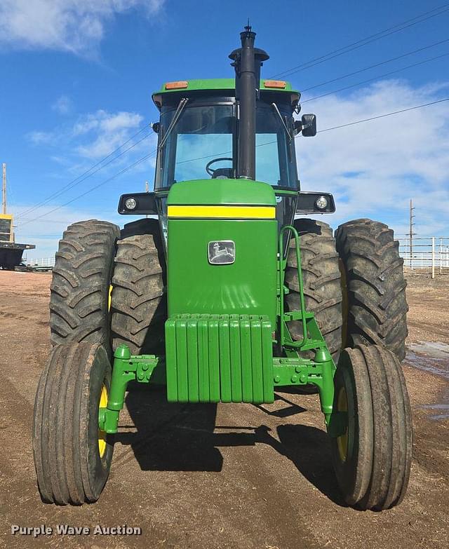 Image of John Deere 4630 equipment image 1