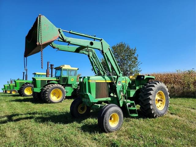 Image of John Deere 4630 equipment image 1