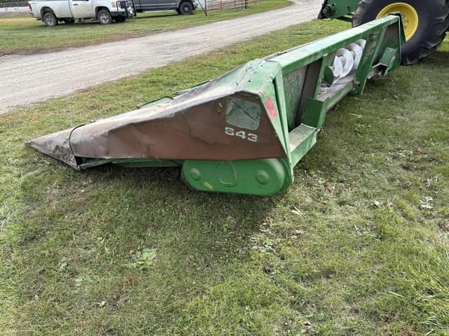 Image of John Deere 643 equipment image 4