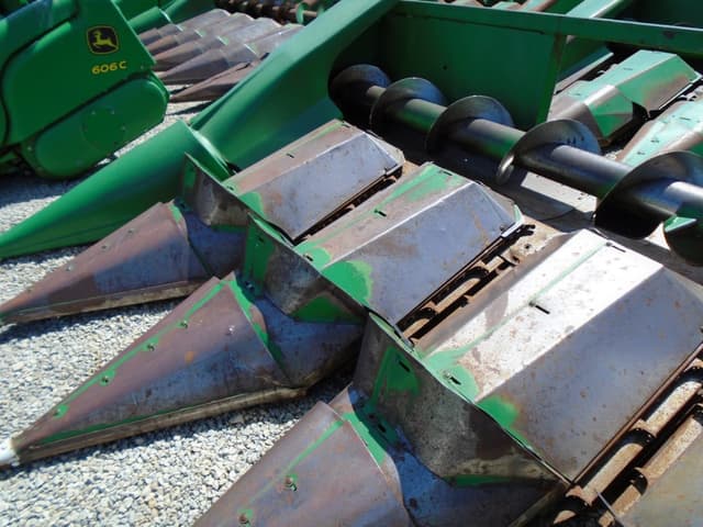 Image of John Deere 643 equipment image 2