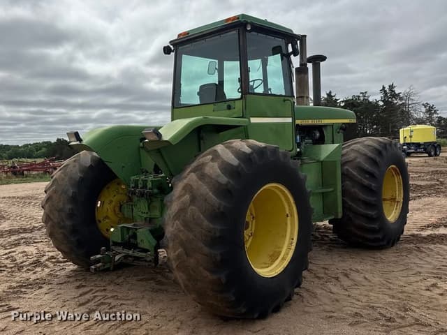 Image of John Deere 8430 equipment image 4