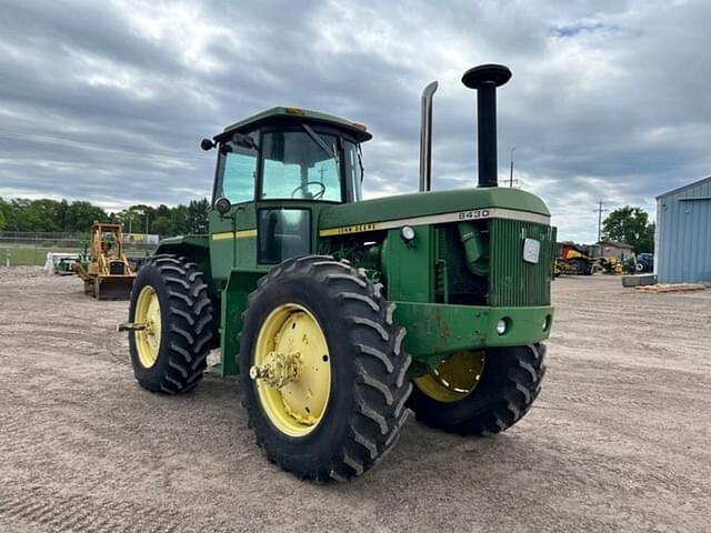 Image of John Deere 8430 equipment image 2
