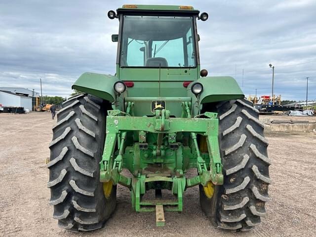 Image of John Deere 8430 equipment image 4