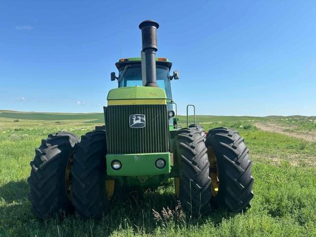 Image of John Deere 8430 equipment image 2