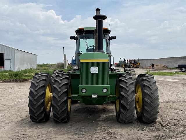 Image of John Deere 8430H equipment image 1