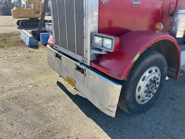 Image of Peterbilt 359 equipment image 4