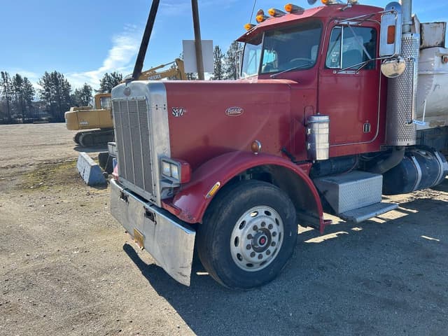 Image of Peterbilt 359 equipment image 2