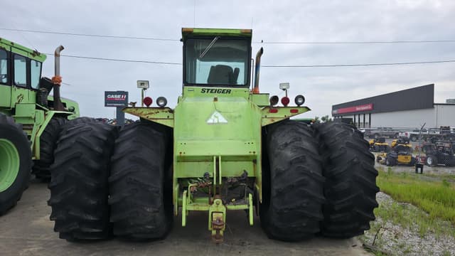 Image of Steiger Panther III ST-320 equipment image 3