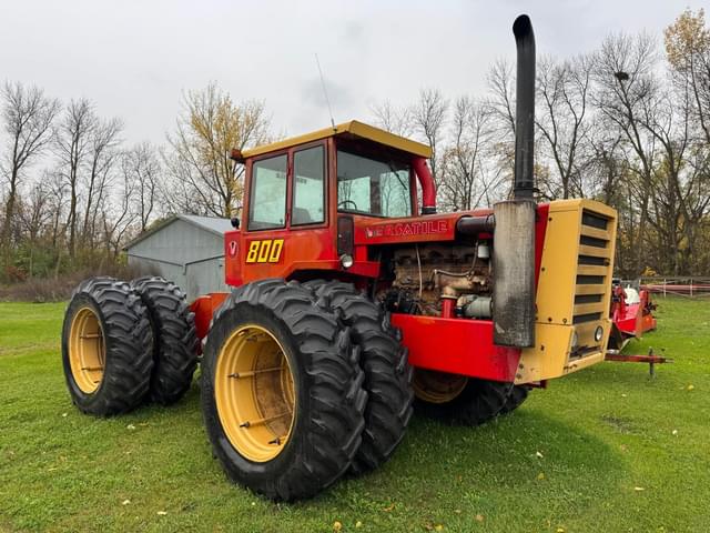 Image of Versatile 800 equipment image 1