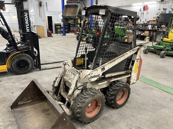 1977 Bobcat 310 Equipment Image0