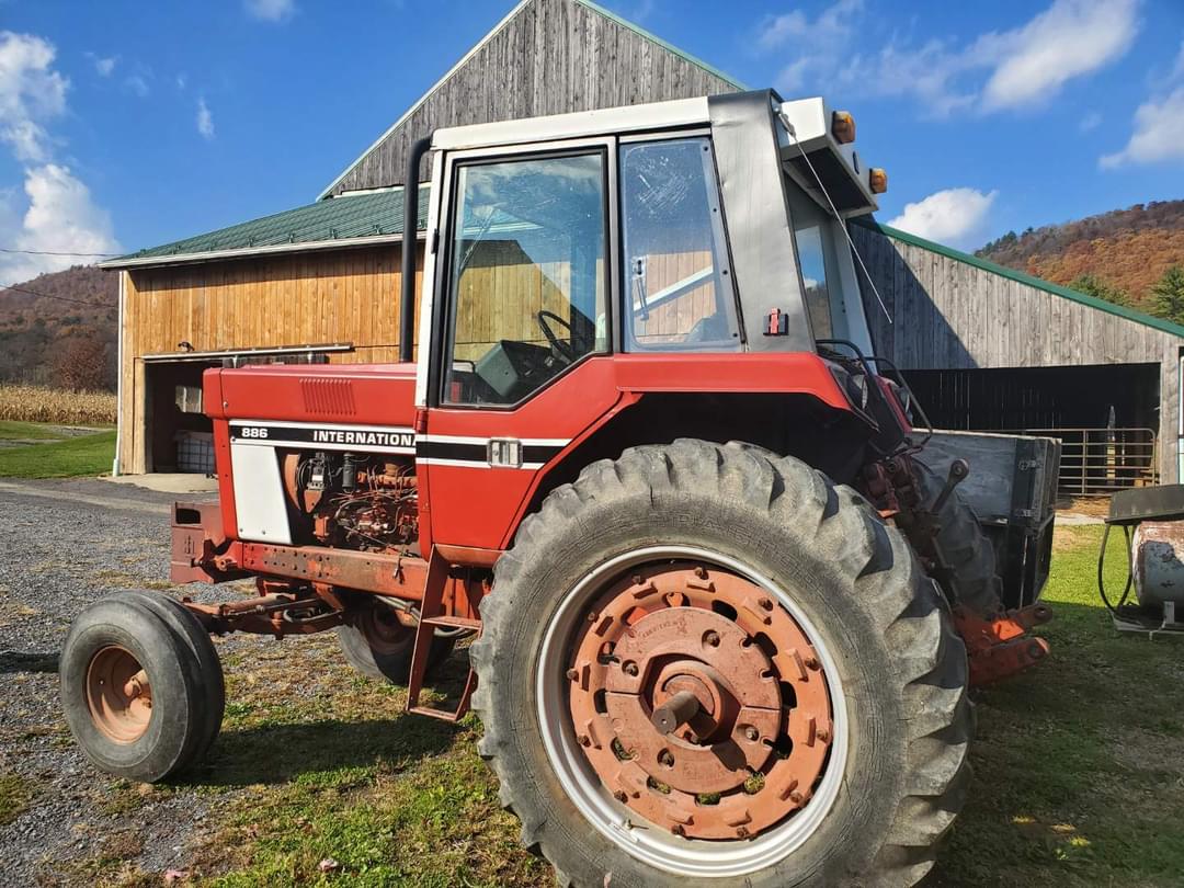 Image of International Harvester 886 Image 1