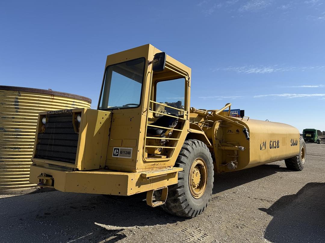 Image of Caterpillar 613B Primary image
