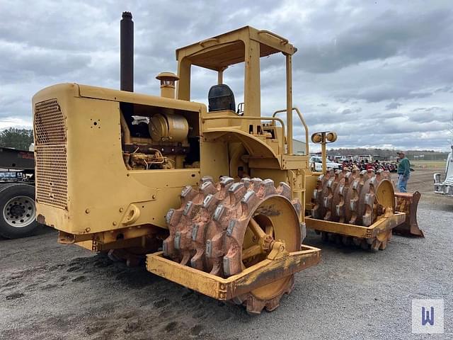 Image of Caterpillar 815 equipment image 3