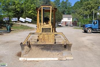 Main image Caterpillar D3 8