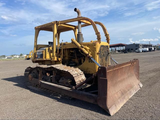 Image of Caterpillar D6D equipment image 2
