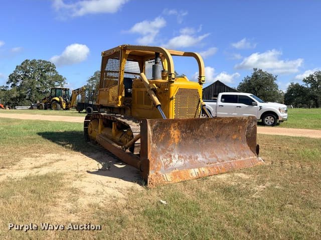 Image of Caterpillar D6D equipment image 2