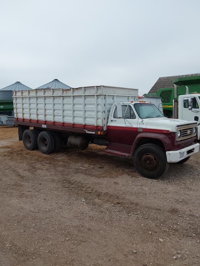 Image of Chevrolet C65 equipment image 2