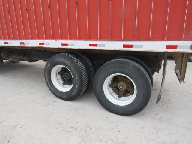 Image of Chevrolet C65 equipment image 4