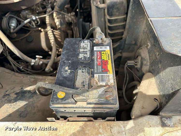Main image Chevrolet C65 44