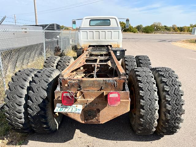 Image of Chevrolet C65 equipment image 3