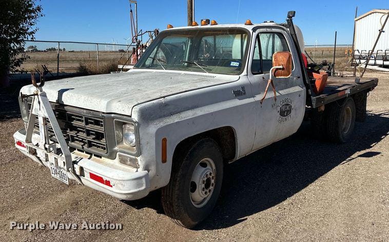 Main image Chevrolet Custom Deluxe 30