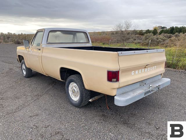 Image of Chevrolet Scottsdale 10 equipment image 3