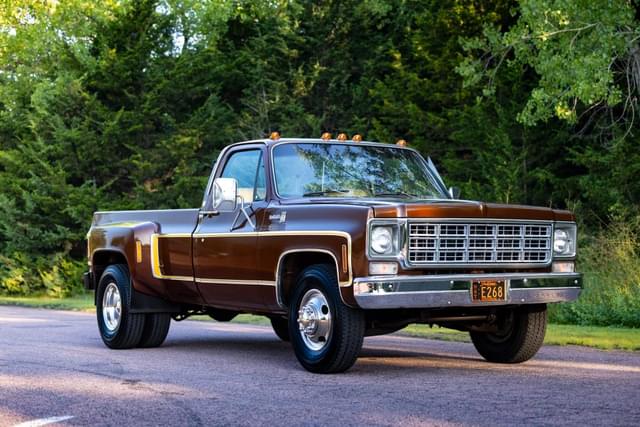 Image of Chevrolet Scottsdale C30 equipment image 4