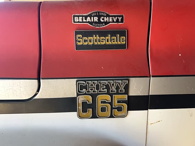 Image of Chevrolet C65 equipment image 4