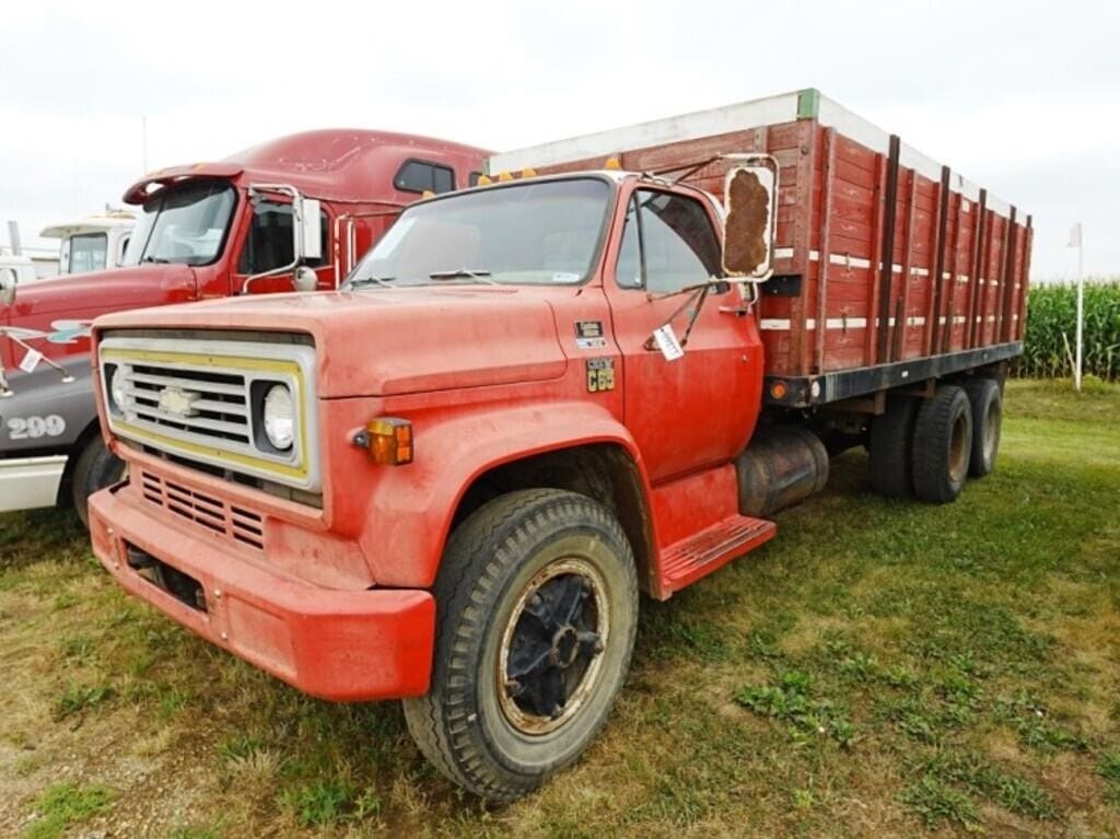 1977 Chevrolet C65 Equipment Image0
