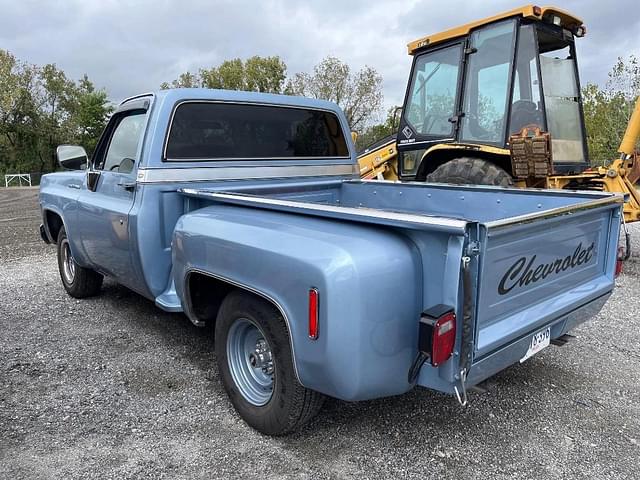 Image of Chevrolet Cheyenne equipment image 1