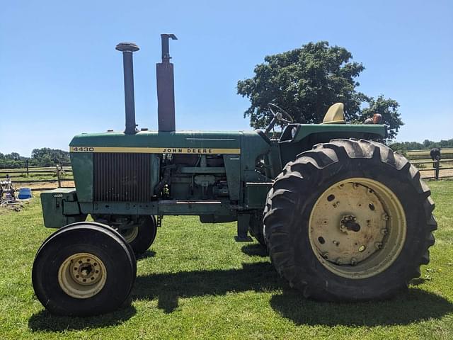 Image of John Deere 4430 equipment image 4
