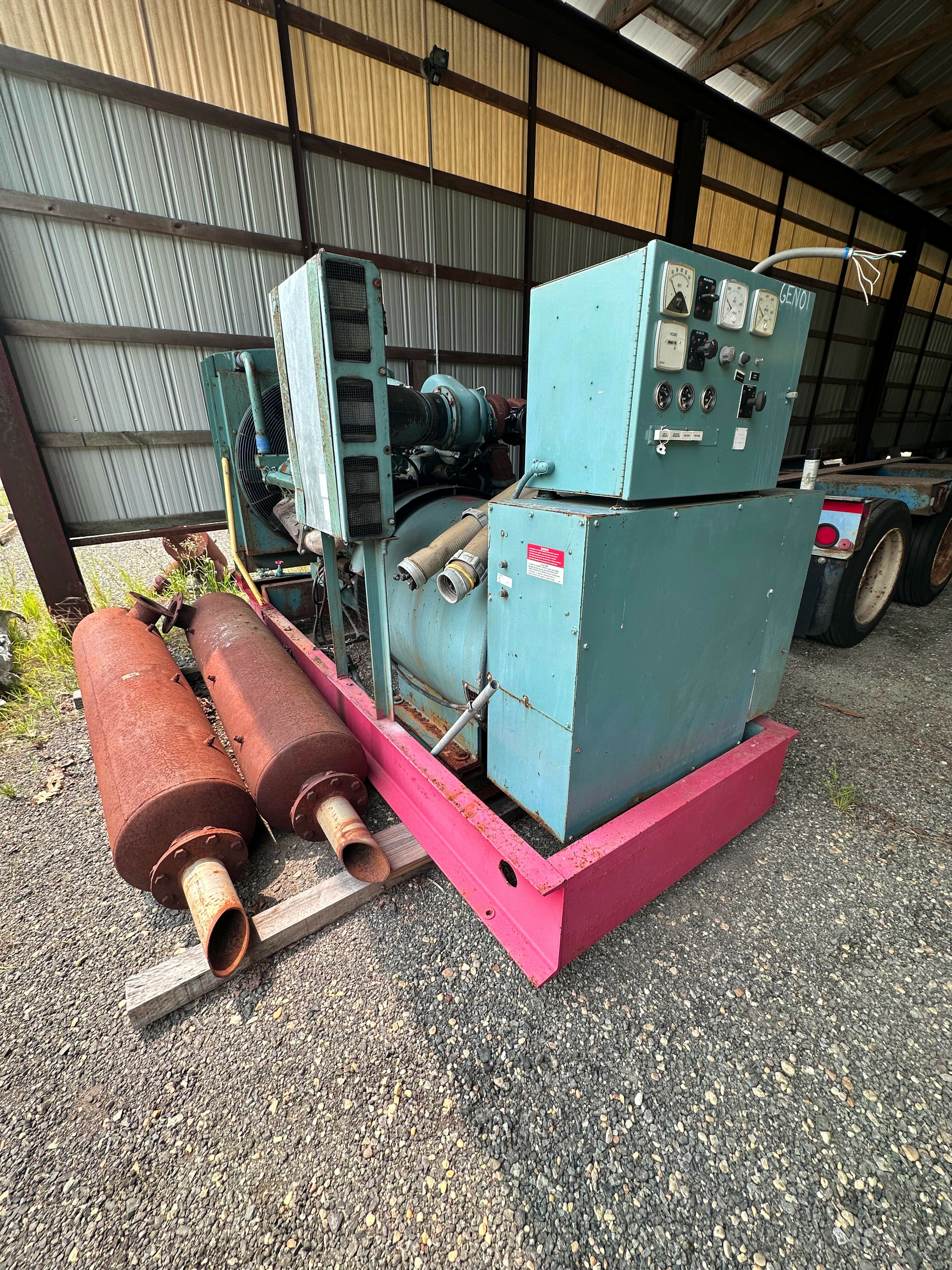 1977 Detroit 275 KW Equipment Image0